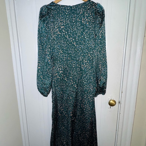 NWOT - ASTR The Label Turquoise Patterned Midi Dress - Picture 3 of 7